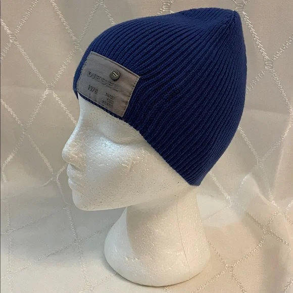 Diesel Azure Ribbed Beanie - Picture 6 of 7